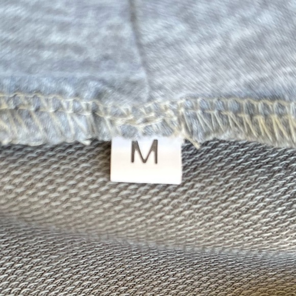 •LSORU• Long Sleeve Pintuck Neckline Pullover Top - Size Medium - Picture 6 of 7